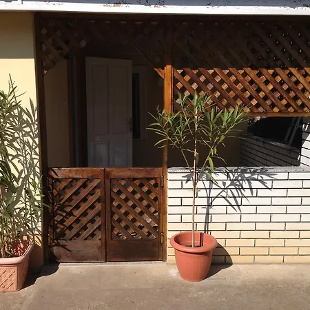 Vida-lak Casa de Férias Berekfürdő